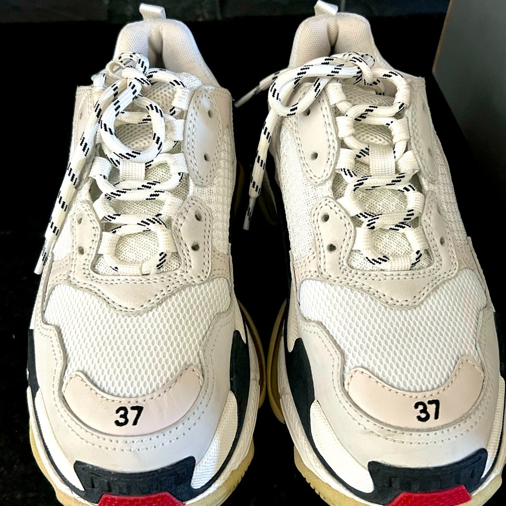 100 % authentic Balenciaga Triple S.